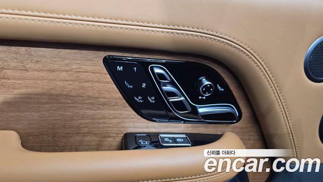 Land Rover Range Rover (IV) 4.4 SDV8 AB DIESEL 2018 — фото 30
