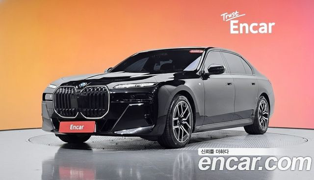 BMW 7 Series (G70) 740i xDrive M Sport Limited 2024 — фото 1