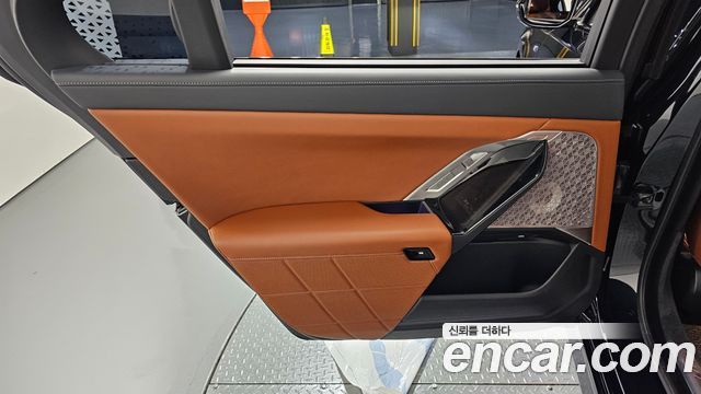 BMW 7 Series (G70) 740i xDrive M Sport Limited 2024 — фото 25