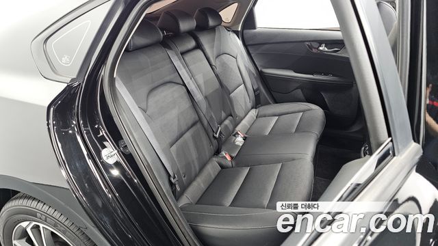Kia K3 (II) 1.6 Prestige 2024 — фото 11