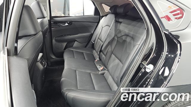 Kia K3 (II) 1.6 Prestige 2024 — фото 12