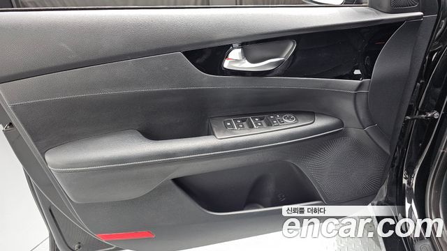 Kia K3 (II) 1.6 Prestige 2024 — фото 24