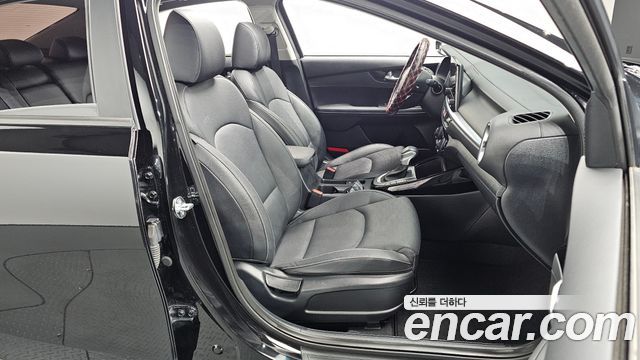 Kia K3 (II) 1.6 Prestige 2024 — фото 26