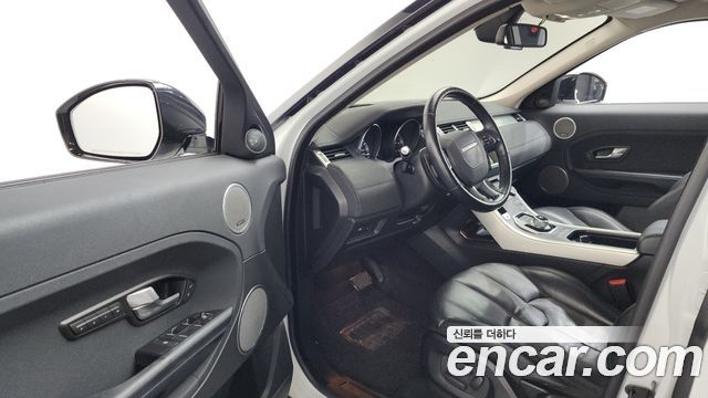 Land Rover Range Rover Evoque 2.2 SD4 Pure 2015 — фото 10