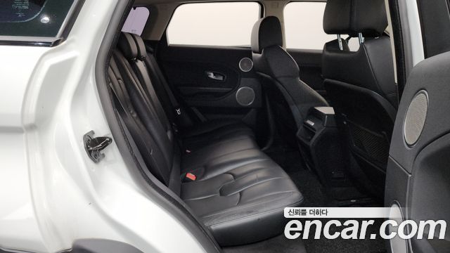 Land Rover Range Rover Evoque 2.2 SD4 Pure 2015 — фото 15