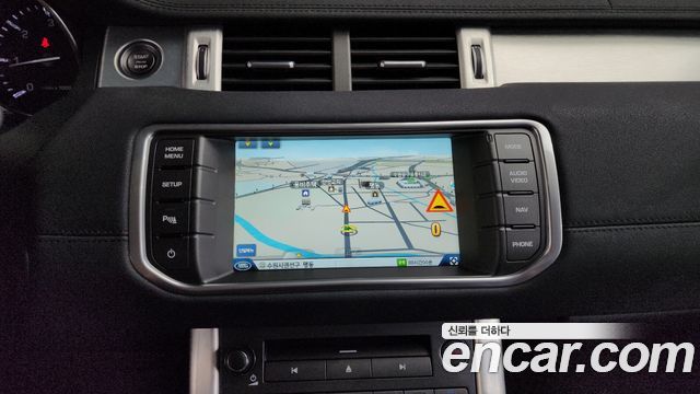 Land Rover Range Rover Evoque 2.2 SD4 Pure 2015 — фото 16