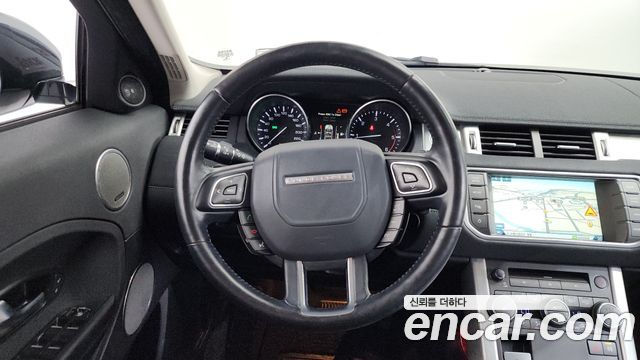 Land Rover Range Rover Evoque 2.2 SD4 Pure 2015 — фото 17