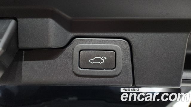 Land Rover Range Rover Evoque 2.2 SD4 Pure 2015 — фото 21