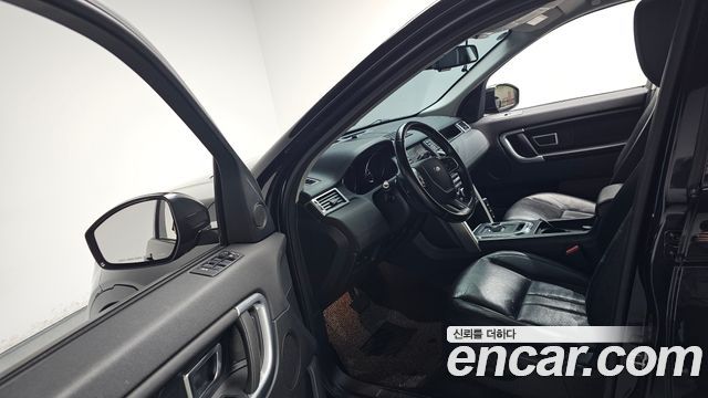 Land Rover Discovery Sport 2.0 TD4 SE 2016 — фото 10