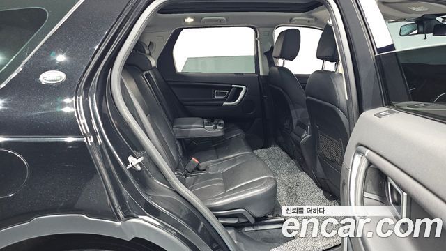 Land Rover Discovery Sport 2.0 TD4 SE 2016 — фото 11
