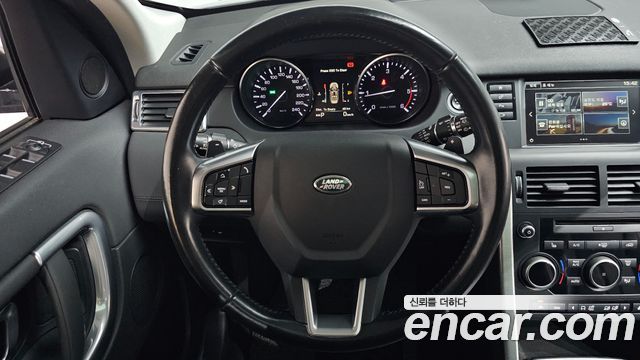 Land Rover Discovery Sport 2.0 TD4 SE 2016 — фото 13