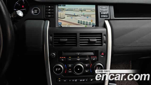 Land Rover Discovery Sport 2.0 TD4 SE 2016 — фото 14