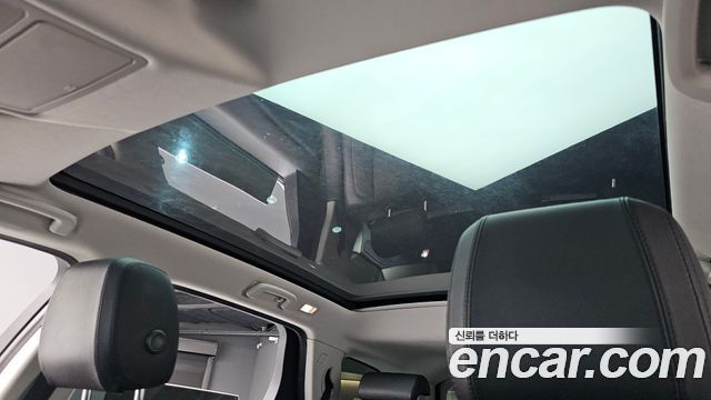 Land Rover Discovery Sport 2.0 TD4 SE 2016 — фото 18