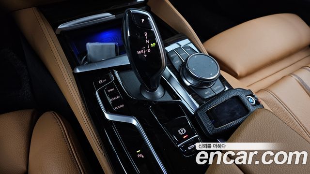 BMW 5 Series (G30) 520i Luxury 2023 — фото 9
