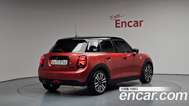 MINI Cooper 5Door Rosewood Edition 3rd 2020 — фото 2