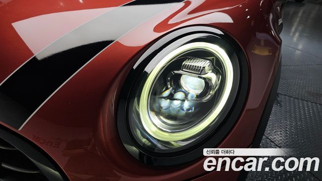 MINI Cooper 5Door Rosewood Edition 3rd 2020 — фото 28