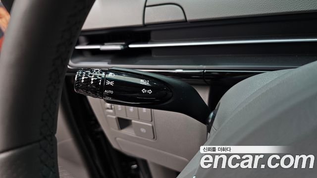 Hyundai Staria Lounge 7-Seater Limousine 2022 — фото 20