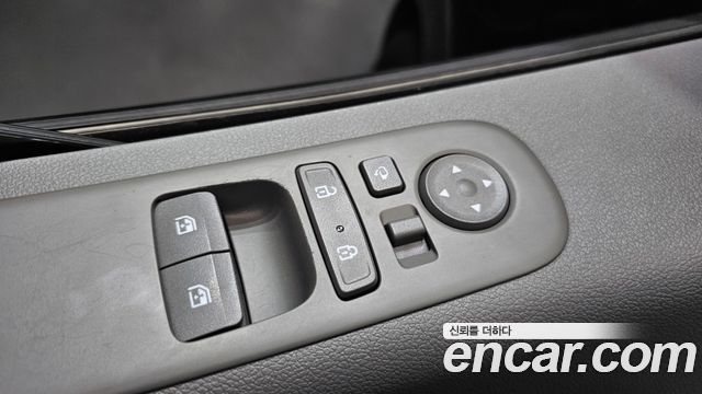Hyundai Staria Lounge 7-Seater Limousine 2022 — фото 30
