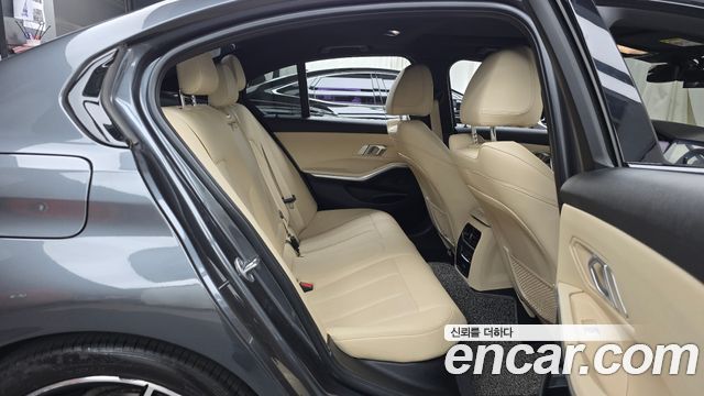BMW 3 Series (G20) 320i M Sport 2022 — фото 15