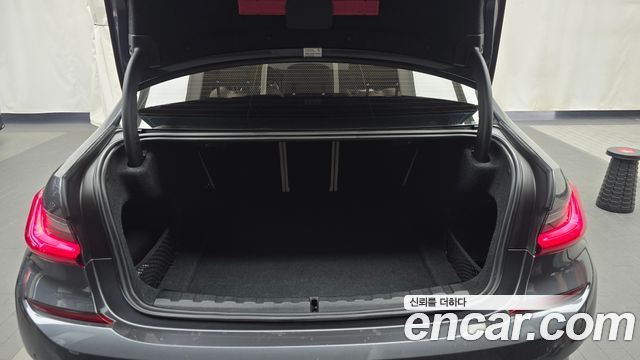BMW 3 Series (G20) 320i M Sport 2022 — фото 24