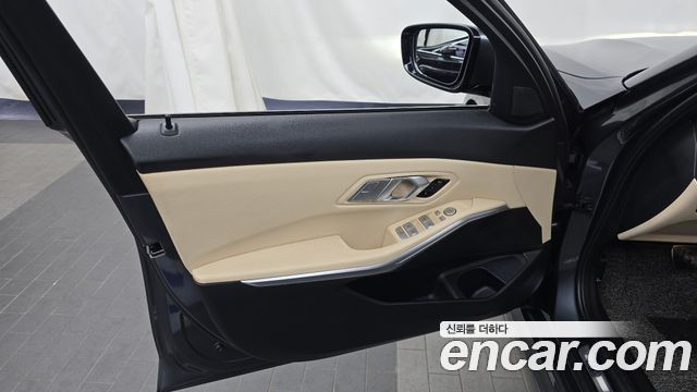 BMW 3 Series (G20) 320i M Sport 2022 — фото 30