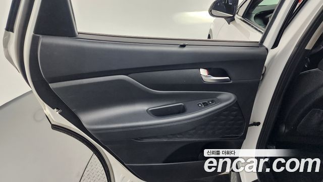 Hyundai Santa Fe Diesel 2.2 2WD Prestige 2021 — фото 25