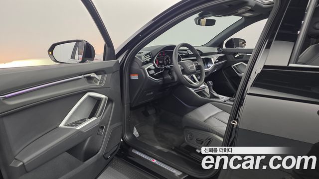 Audi Q3 (F3) 40 TFSI Quattro Premium 2025 — фото 10