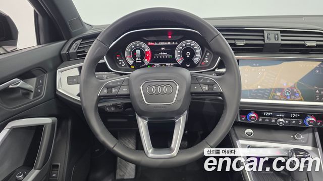 Audi Q3 (F3) 40 TFSI Quattro Premium 2025 — фото 13