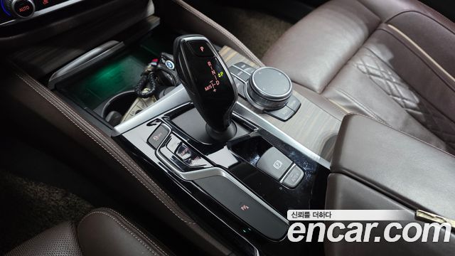 BMW 5 Series (G30) 520d Luxury Plus 2018 — фото 9