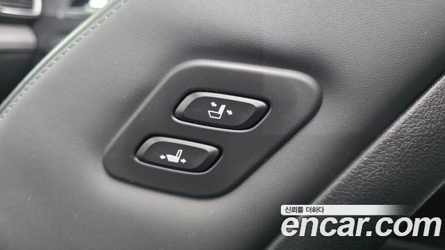 Hyundai Santa Fe Gasoline 2.5T 2WD Calligraphy 2021 — фото 17