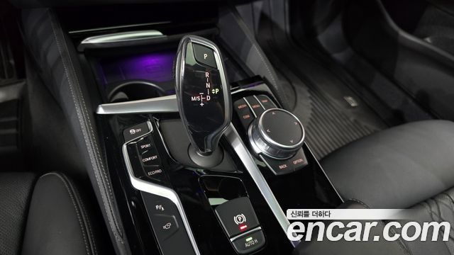 BMW 5 Series (G30) 530i M Sport Package Plus 2019 — фото 9