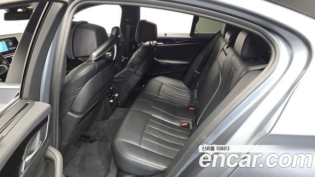 BMW 5 Series (G30) 530i M Sport Package Plus 2019 — фото 15