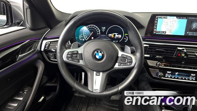 BMW 5 Series (G30) 530i M Sport Package Plus 2019 — фото 17