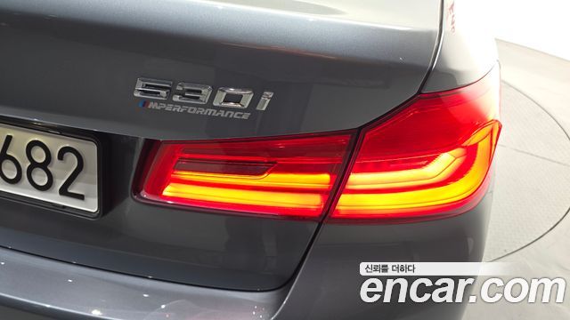 BMW 5 Series (G30) 530i M Sport Package Plus 2019 — фото 29