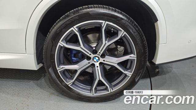 BMW X5 (G05) xDrive 40i M Sport 2025 — фото 21