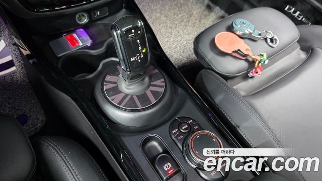 MINI Cooper D Clubman High 2nd 2019 — фото 9