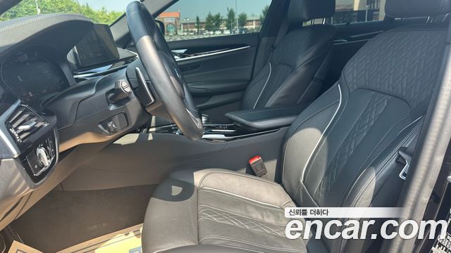 BMW 5 Series (G30) 530i M Sport Package 2022 — фото 16