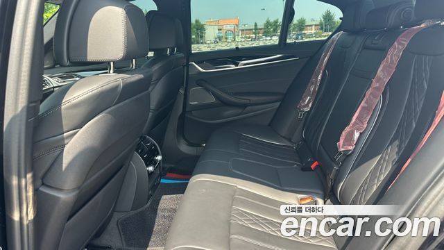 BMW 5 Series (G30) 530i M Sport Package 2022 — фото 17