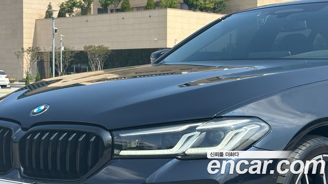 BMW 5 Series (G30) 530i M Sport Package 2022 — фото 24