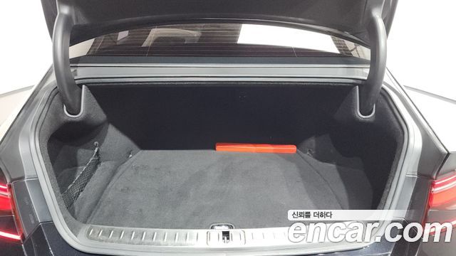 Genesis G90 (RS4) Gasoline 3.5 Turbo AWD 2022 — фото 17