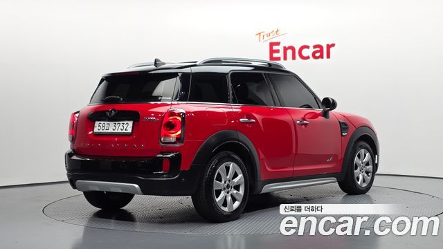 MINI Cooper D Countryman ALL4 2nd 2018 — фото 2