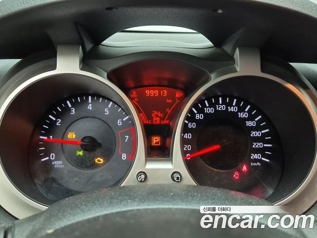 Nissan Juke 1.6 S F15 2014 — фото 23