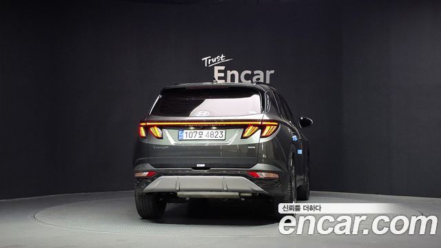 Hyundai Tucson (NX4) Gasoline 1.6 Turbo 4WD Inspiration 2022 — фото 4