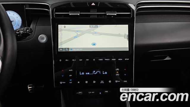 Hyundai Tucson (NX4) Gasoline 1.6 Turbo 4WD Inspiration 2022 — фото 14