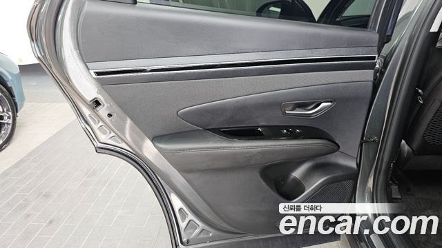 Hyundai Tucson (NX4) Gasoline 1.6 Turbo 4WD Inspiration 2022 — фото 25