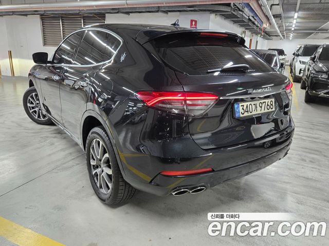 Maserati Levante 2.0 GT AWD 2022 — фото 2