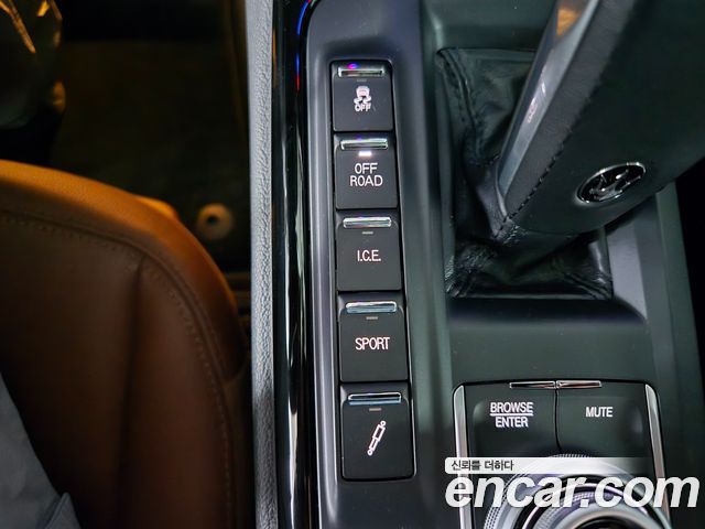 Maserati Levante 2.0 GT AWD 2022 — фото 18