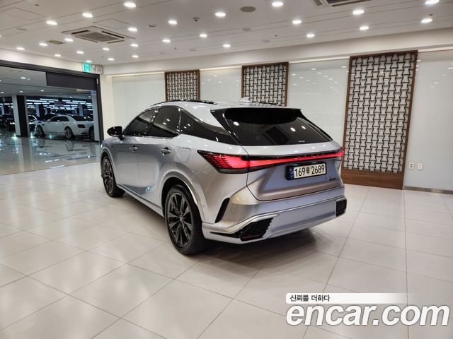 Lexus RX500h (V) F-Sport 2024 — фото 2