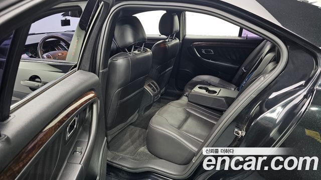 Ford Taurus 2.0 Limited EcoBoost 6th 2015 — фото 11