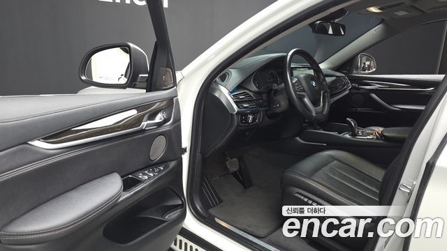 BMW X6 (F16) xDrive 30d 2017 — фото 10